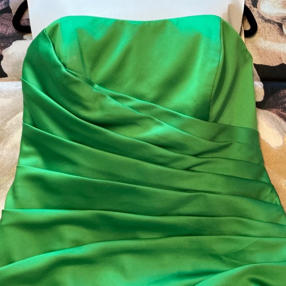 Strapless Davids’s Bridal all occasions gown - Picture 1 of 6